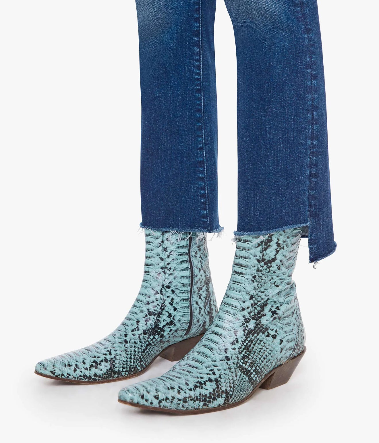 Insider Crop Step Fray