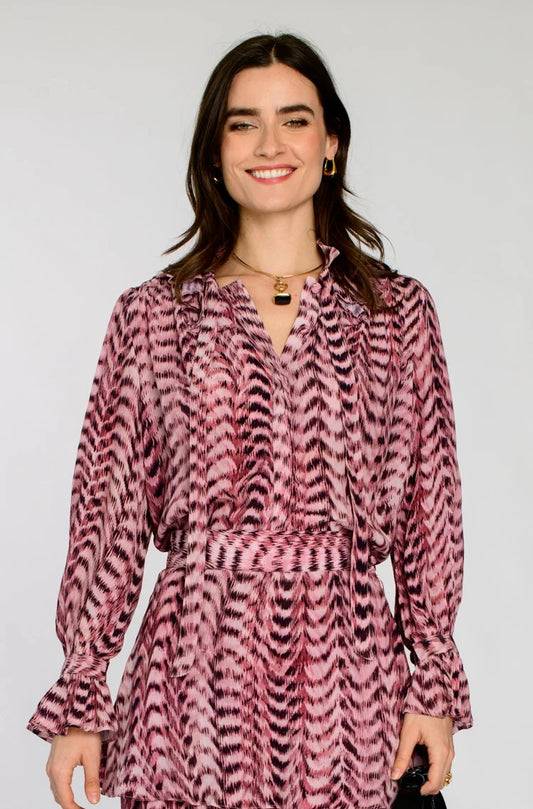 Farrow Top in Abstract Zig Zag