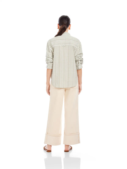 LEIGHTON RUCHED SLEEVE SHIRT