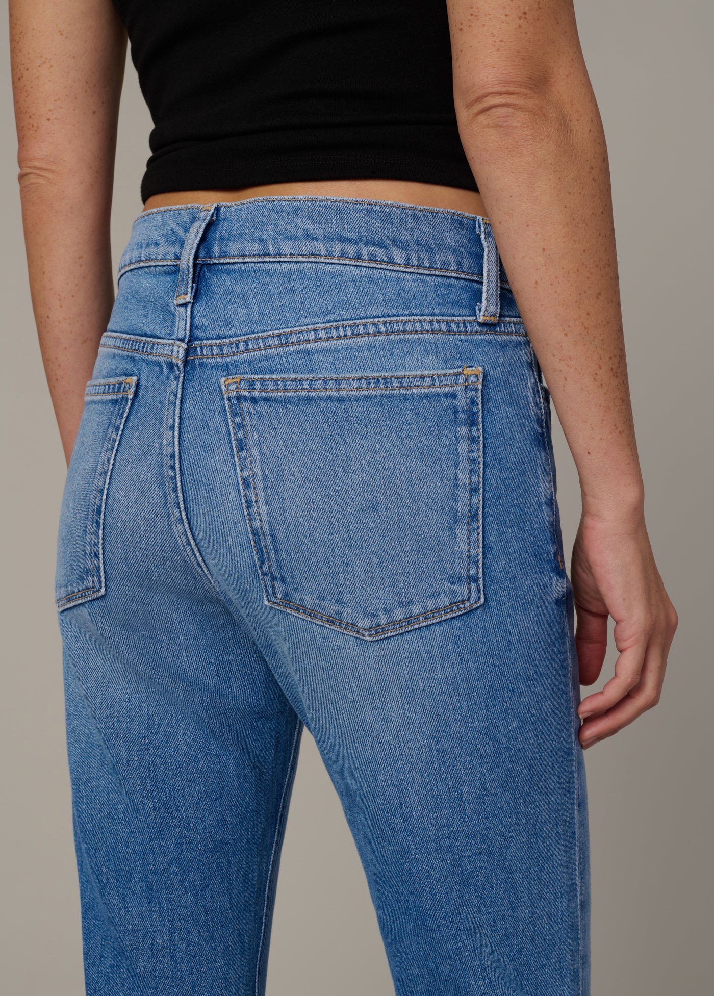 Joe’s Jeans The Provocateur Petite Bootcut - Steadfast