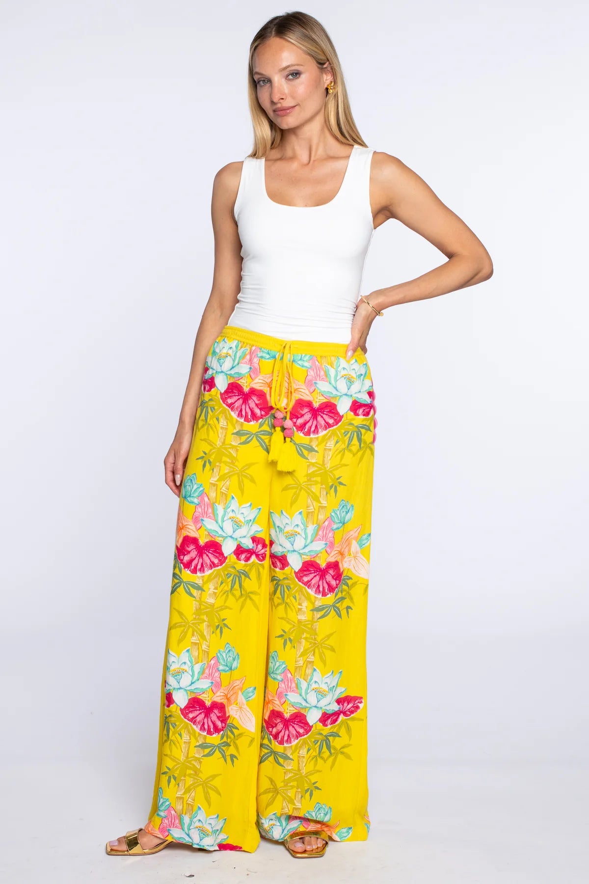 ELIZABETH JAMES Presley Pants in Tropical Bamboo