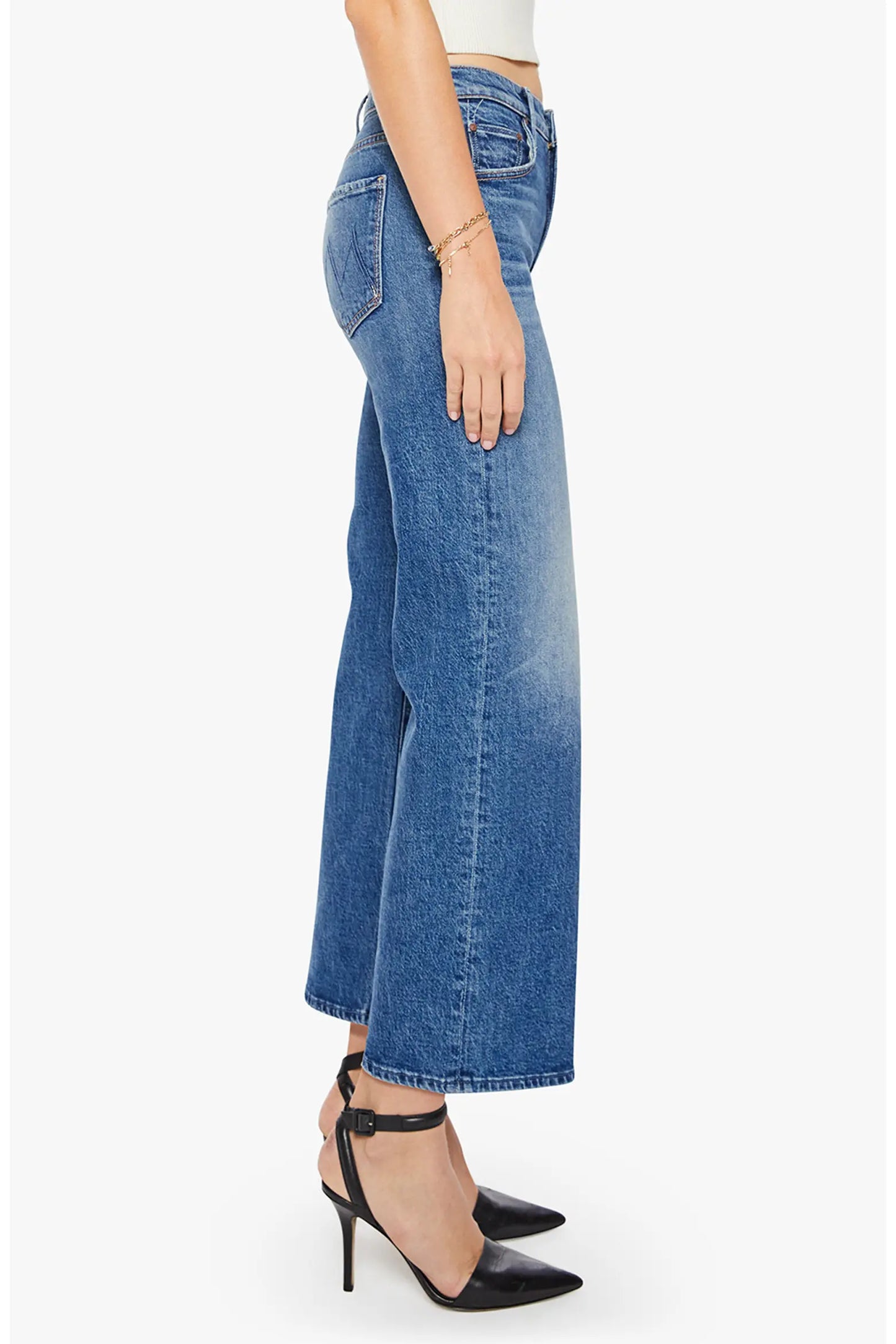 Mother Denim Mid-Rise Maven in Thrill Seaker